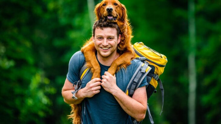 犬を『おんぶ』することは危険？愛犬を背負ったときのリスクや負担にならない抱え方まで(ブログ)