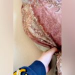 朝、犬がなかなか起きてこないので強制的に布団をめくったら…まさかの『子どものようにぐずる光景』が43万再生「天使」「膨らんでるの可愛い」(ブログ)