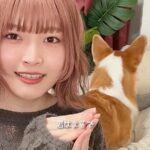 歌っていたら、後ろにいる犬がイタズラしはじめて…まるでミュージカル？愛おしい展開が27万再生「めちゃくちゃいい顔ｗ」「歌うまくて笑った」(ブログ)