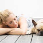 犬が『おとなしくしている』ときの心理5つ　行動に隠された意味や接し方のポイントを解説(ブログ)