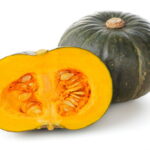 犬はかぼちゃを食べても大丈夫？適量や正しい与え方、腎臓への影響などの注意点を解説(ブログ)