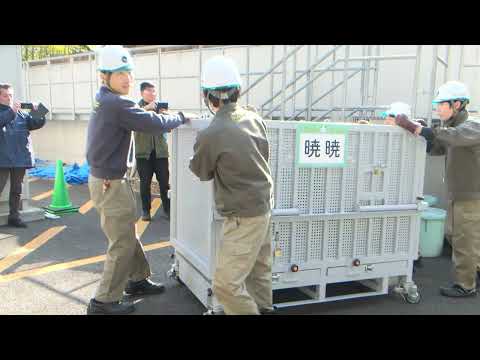 上野動物園のジャイアントパンダ「シャオシャオ」「レイレイ」トラックへの積み込みのようす（2026年1月27日撮影）(YouTube)