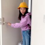 2人の娘に内緒で『子犬を迎えた』結果→小学校から帰ってきた瞬間に…思わずもらい泣きする光景が26万再生「ほんと素敵な家族」「涙が出た…」(ブログ)