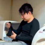 出張の準備をすると、毎回『靴下とパンツ』を忘れてしまう男性→『まさかの原因』がとんでもなく愛おしいと話題「面白すぎ」「連れていきたい」(ブログ)