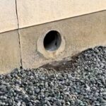 塀に開いている穴→前に立つと…？何度でも通りたくなる『まさかの光景』が60万再生「毎日行きたくなるｗｗ」「わざわざ通るまである」と絶賛(ブログ)