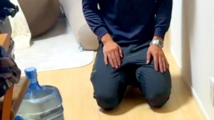 犬が『夫に叱られてしまった』結果→反省しながら『大好き』が溢れてしまい…許さざるを得ない光景が108万再生「シャコタンで草」「可愛すぎ」(ブログ)