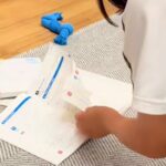 テストを翌日に控えた女の子→なぜか教科書がボロボロになっていて…バレバレ過ぎる『犯人の正体』が32万再生「おもろすぎて無理」「可愛いｗ」(ブログ)