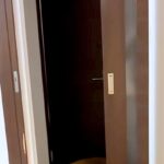 トイレから『出してくれー！』と妻の叫び声が聞こえたので、慌てて見に行った結果→『まさかの光景』に爆笑続々「顔がｗｗ」「守ってたんだね」(ブログ)